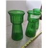 Image 2 : 3 Green Glass Vases