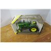 Image 4 : Model John Deere 1960 3010 Tractor