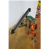 Image 3 : Farm Toys - Allis Chailmer Tractor, Conveyor, John Deere Trailer