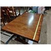 Image 2 : Kitchen Table and 10 Chairs
