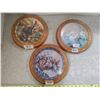Image 1 : 3 Wall Hanging Plates W/ Wooden Surrounds