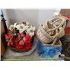 Image 1 : 2 Bags of Decorative Baskets