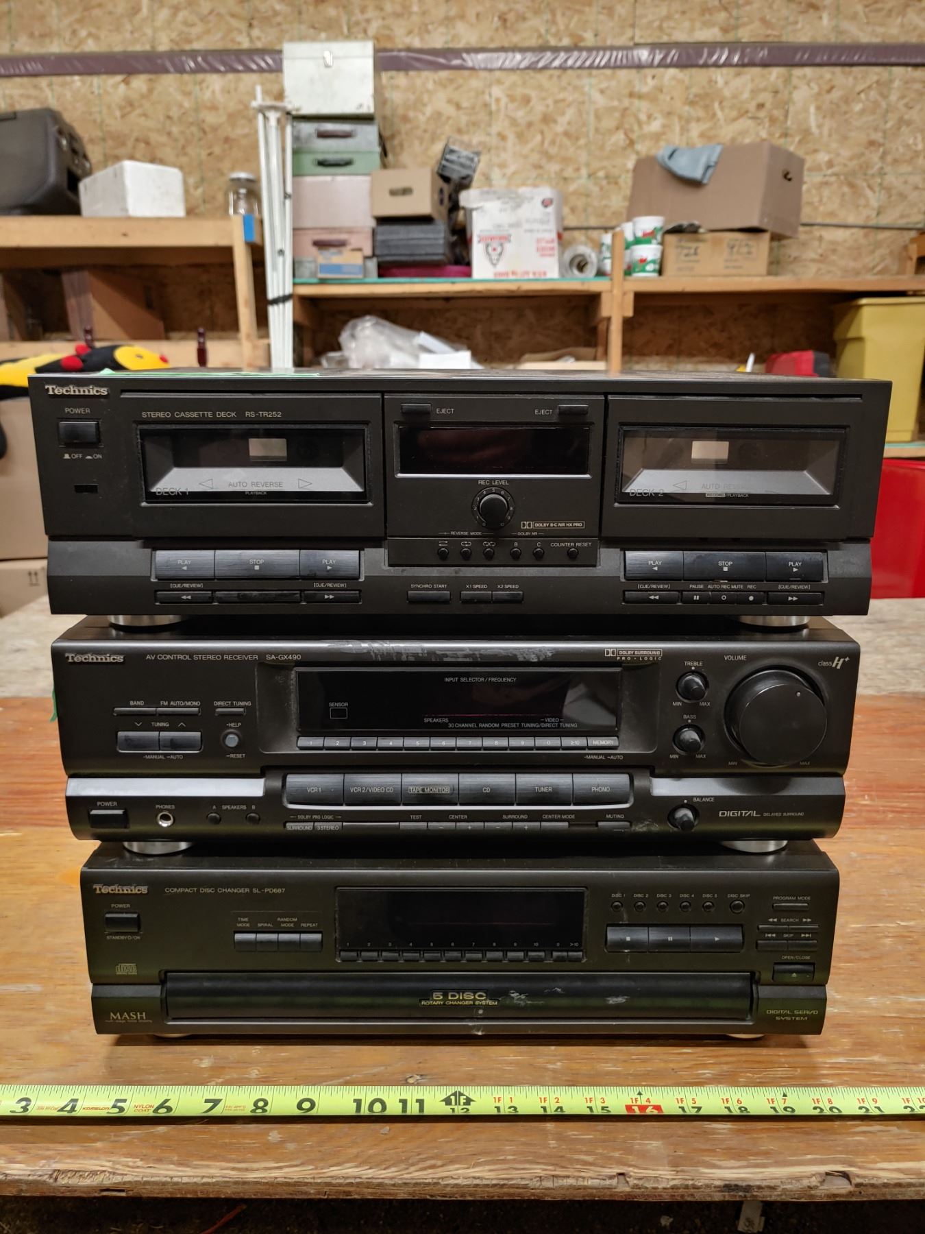 Lot of Vintage AV Components - Schmalz Auctions