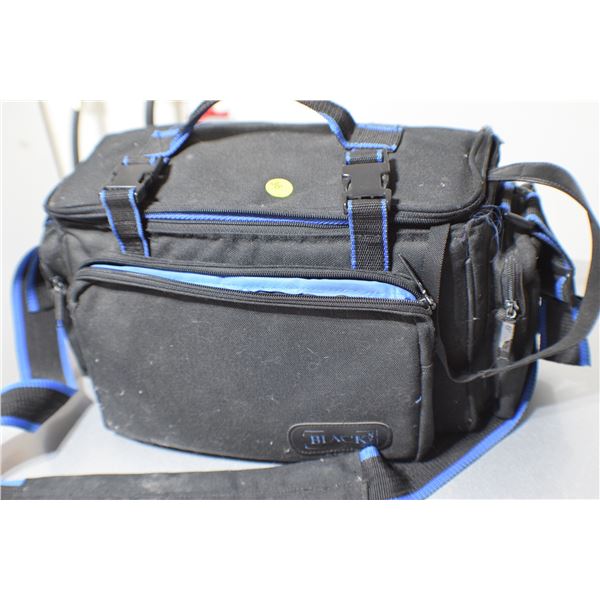 Minolta 35mm camera, bag, lens & extras untested