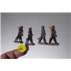 Image 1 : 4 X NWMP lead figures (rare)