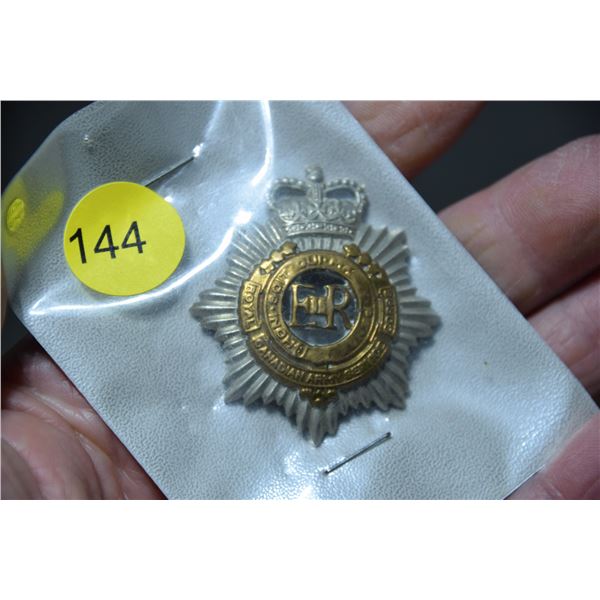 Canadian army services cap badge