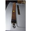 Image 1 : Antique barbers strop