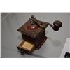 Image 3 : Antique Coffee grinder
