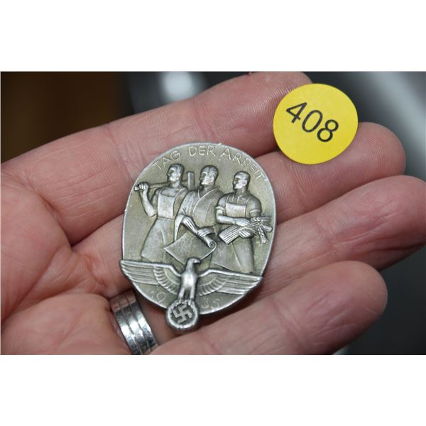 Antique WWII Nazi tinnie medal