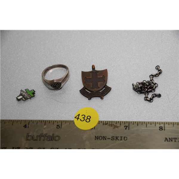 School ring, pendant