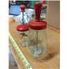 Image 3 : 2 Vintage Kitchen Choppers / Mixers