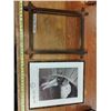 Image 1 : 1 Wall Hanging & 1 Frame