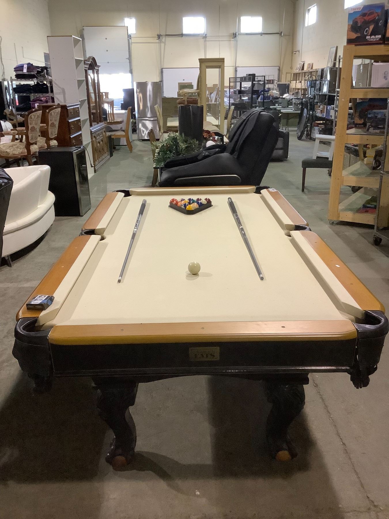 MINNESOTA FATS BALL IN CLAW FOOT POOL TABLE 94 X 51