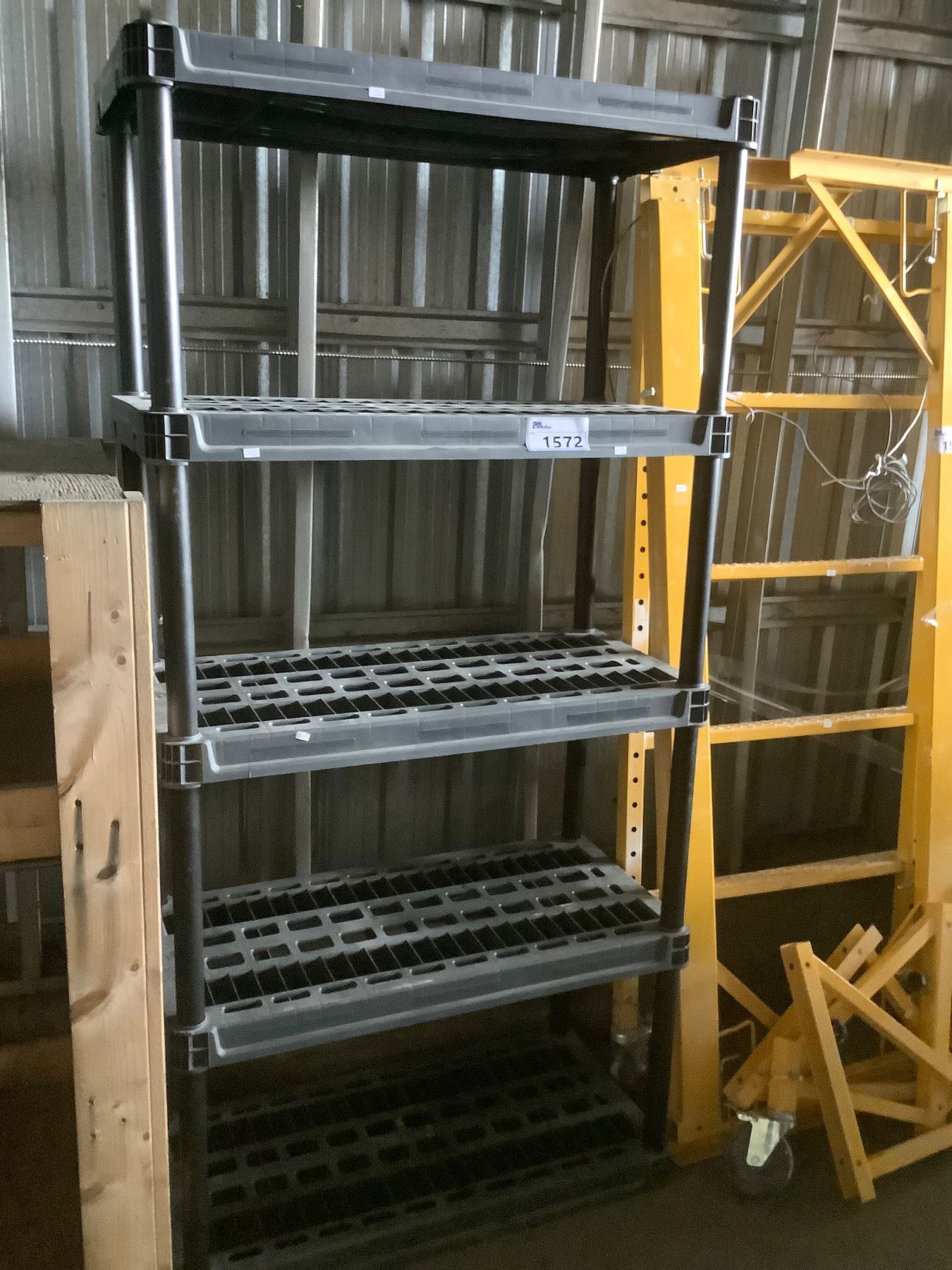 BLACK RESIN 5 TIER STORAGE RACK