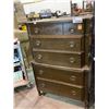 Image 1 : 5 DRAWER DRESSER 53"X35"