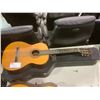 Image 2 : CONSERVATORE VINTAGE ACOUSTIC GUITAR MODEL C-130 (1 STRING UNATTACHED) WITH HARD CARRYING CASE