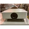 Image 2 : SONY VPL-FHZ57 DATA PROJECTOR