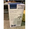 Image 1 : INSIGNIA LARGE ROOM AIR PURIFIER UP TO 497 SQ. FT.