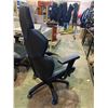 Image 2 : DPS BLACK WITH BLUE TRIM GAMING CHAIR