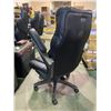 Image 2 : BLACK LAZBOY EXECUTIVE OFFICE CHAIR