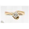 Image 2 : 14K YELLOW AND WHITE GOLD DIAMOND SOLITAIRE RING