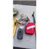 Image 3 : DEWALT 20V DRILL, NYLON ROPE, TOOL SET, SAFETY STRAPS AND BATTERY