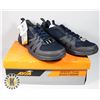 Image 1 : MENS AVIA SPORT SHOE SIZE 11