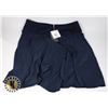 Image 2 : WOMENS PUMA NAVY SOLID WOVEN SKIRT SIZE XL