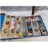 Image 7 : Binder hockey cards