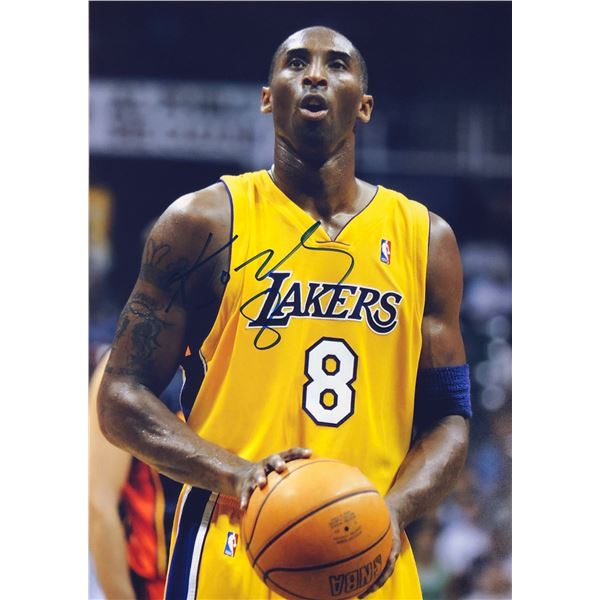 Kobe Bryant  Autograph Signed Photo