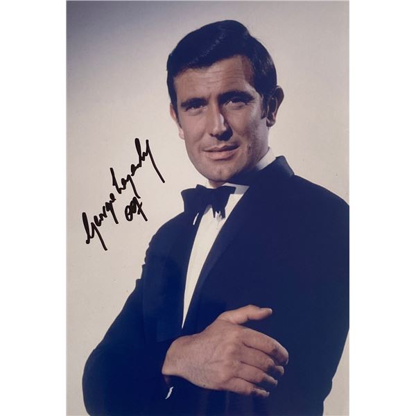 Autograph Signed James Bond 007 George Lazenby Photo