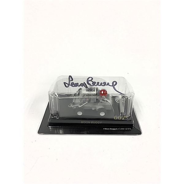 Autograph James Bond Toy Car Figure