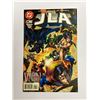 Image 1 : JLA #4 Vintage DC Comic Book