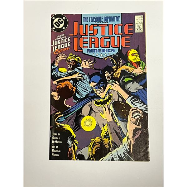 Justice League #32 Vintage DC Comic Book