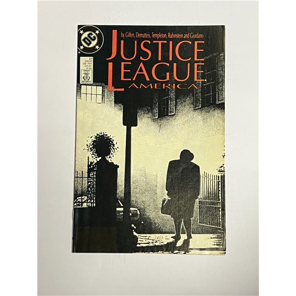 Justice League #27 Vintage DC Comic Book