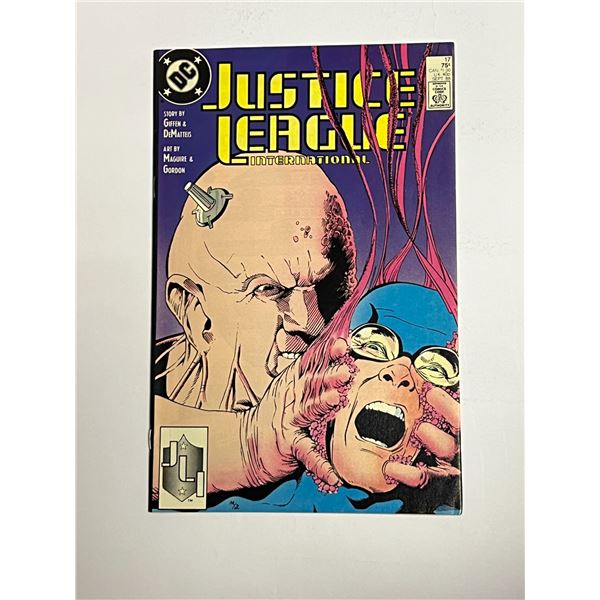 Justice League #17 Vintage DC Comic Book