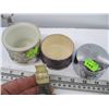 Image 2 : SHAVING MUG & BRUSH & A SMALL POWDER CONTAINER
