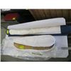 Image 1 : SMALL IRONING BOARD & A WINDOW BLIND