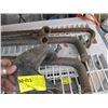 Image 2 : RECEIVER HITCH BARS & CLAMPS, TIRE IRONS & PRY BAR