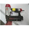 Image 1 : MAX AIR BRAD NAILER