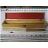 Image 2 : FOLDING FAN IN WOODEN CASE