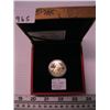 Image 2 : 2018 $150 18KT GOLD COIN - YEAR OF THE DOG - 11.84 G