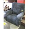 Image 1 : BLUE RECLINER, SOME CAT DAMAGE