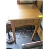 Image 1 : SMALL SINGLE DRAWER NIGHT TABLE