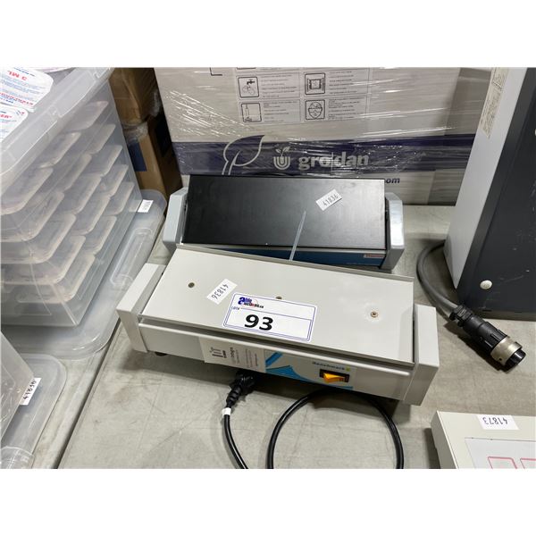 THERMO SCIENTIFIC VARI MIX ELECTRIC TEST TUBE ROCKER & BENCHMARK ...