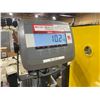 Image 2 : OHAUS DEFENDER 3000 BENCHTOP COMMERCIAL SCALE WITH DIGITAL DISPLAY & STAINLESS STEEL BED