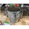 Image 2 : 5 STAINLESS STEEL 5 1/2" DIAMETER COMMERCIAL LABORATORY VESSELS WITH 2 POINT LATCHING LIDS