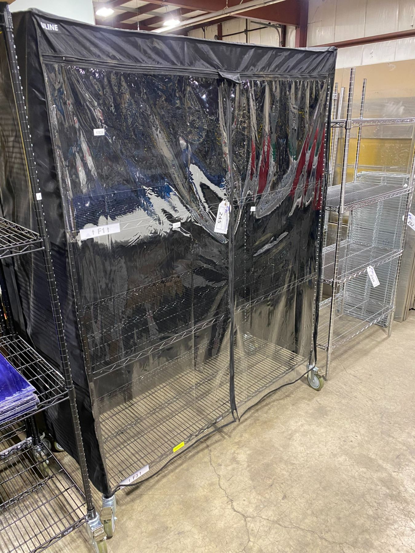 Uline Mobile Racks ULINE 4 TIER METRO STYLE 60