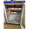 Image 2 : VWR SCUCFS-0504G COMMERCIAL 110V SINGLE DOOR GLASS FRONT LABORATORY REFRIGERATOR