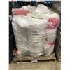 Image 1 : PALLET OF ASSORTED PLASTIC STORAGE PALS AND LIDS